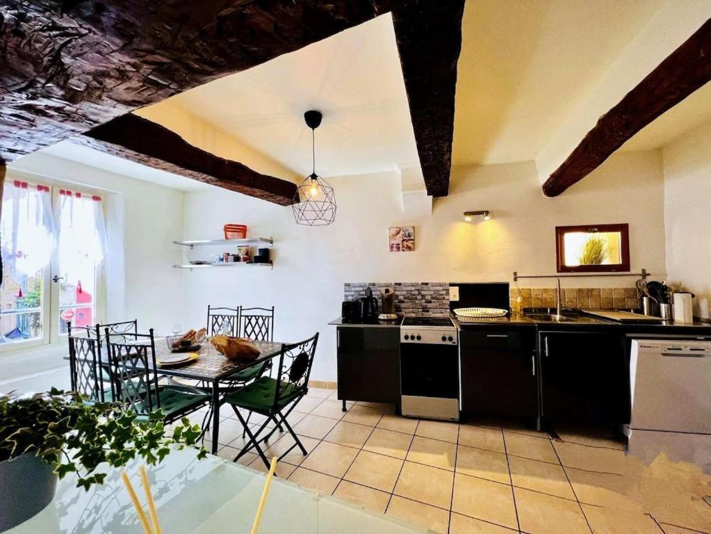 La Terrasse D'Olea, Au Coeur Du Village Buis-les-Baronnies Exterior photo